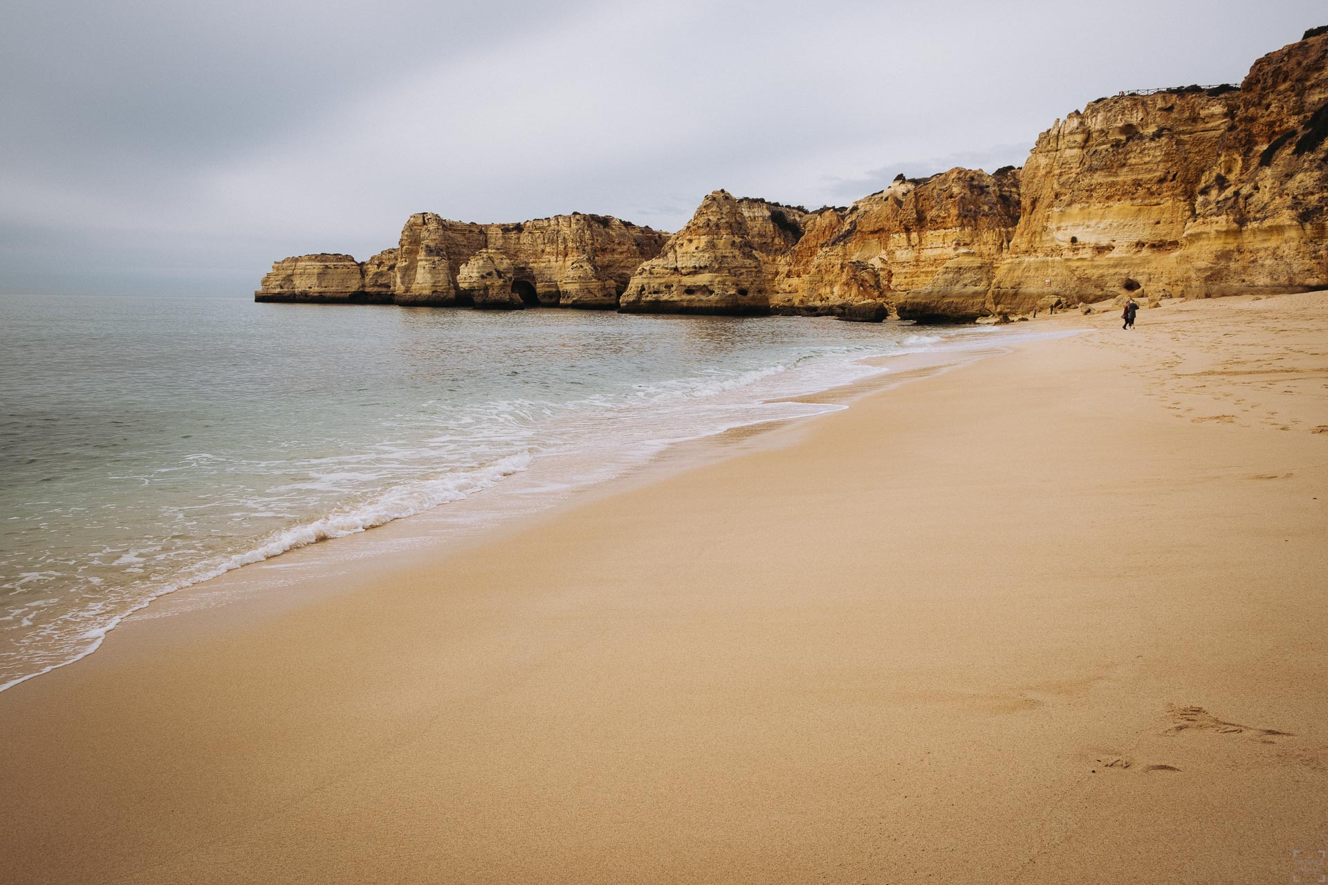 Seven Hanging Valleys, Praia da Marinha